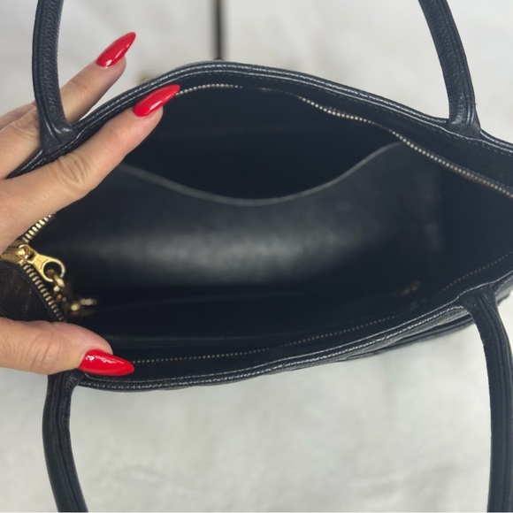 CHANEL CC Black Medallion Caviar Leather Tote - Picture 8 of 17